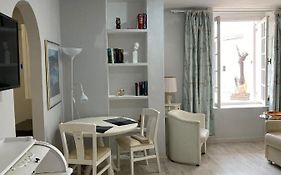 Schönes Apartment - ruhig - Aussenpool